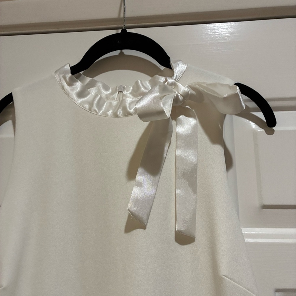 Betsey Johnson White bow ruffle dress - Picture 4 of 4